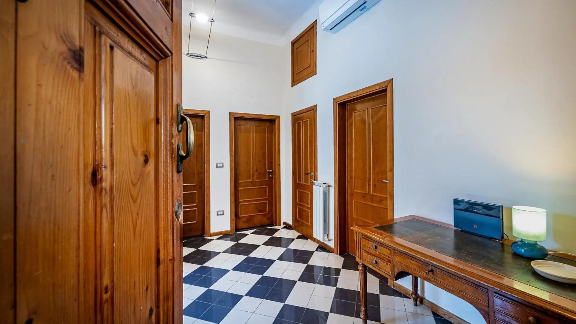 Yd Elegant Near Tramvia Apartment Florence 0*,  Italy